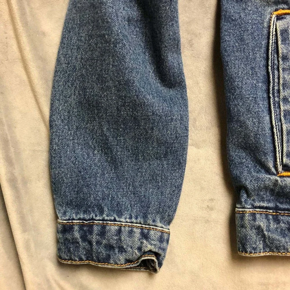 Levi's Type 3 Trucker Denim Jacket Boys Large‎ Blue Medium Wash